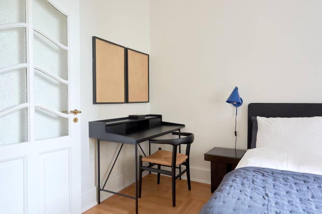 קופנהגן Spacious 3 Bedroom Manor Flat Next To Tivoli מראה חיצוני תמונה