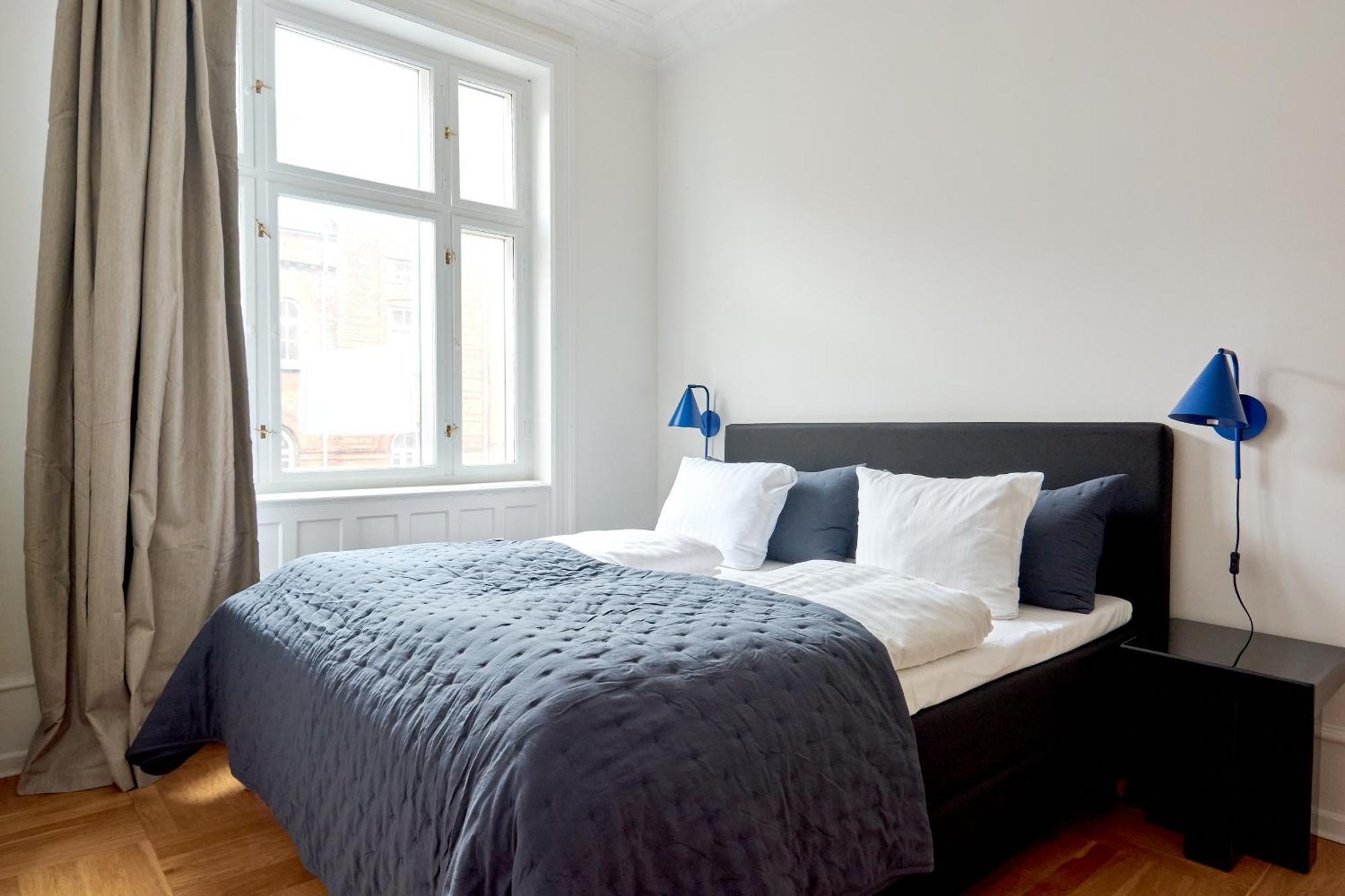 קופנהגן Spacious 3 Bedroom Manor Flat Next To Tivoli מראה חיצוני תמונה