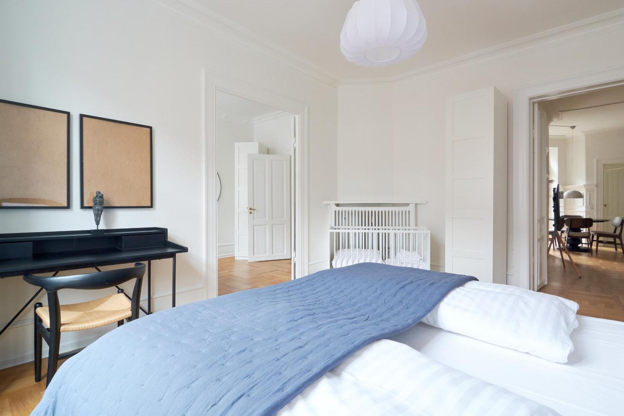 קופנהגן Spacious 3 Bedroom Manor Flat Next To Tivoli מראה חיצוני תמונה